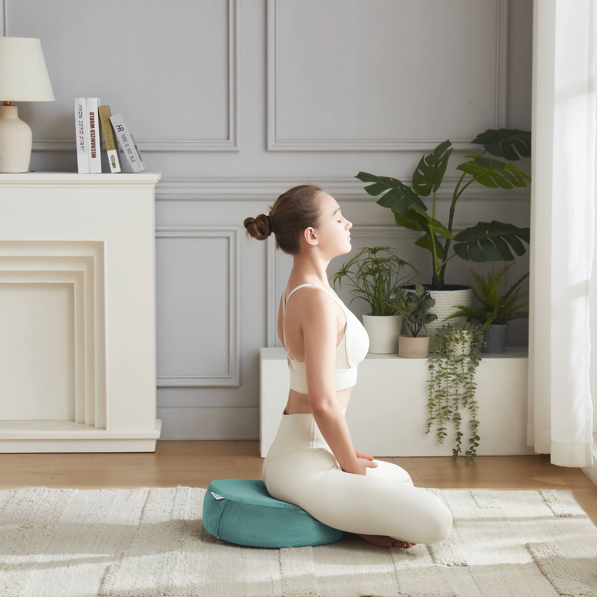 PRON ZERO STA  
WORLD'S CORTSTAVIO SAY IR  
a TEE MECHANIZED SOW  
Em B i f I B