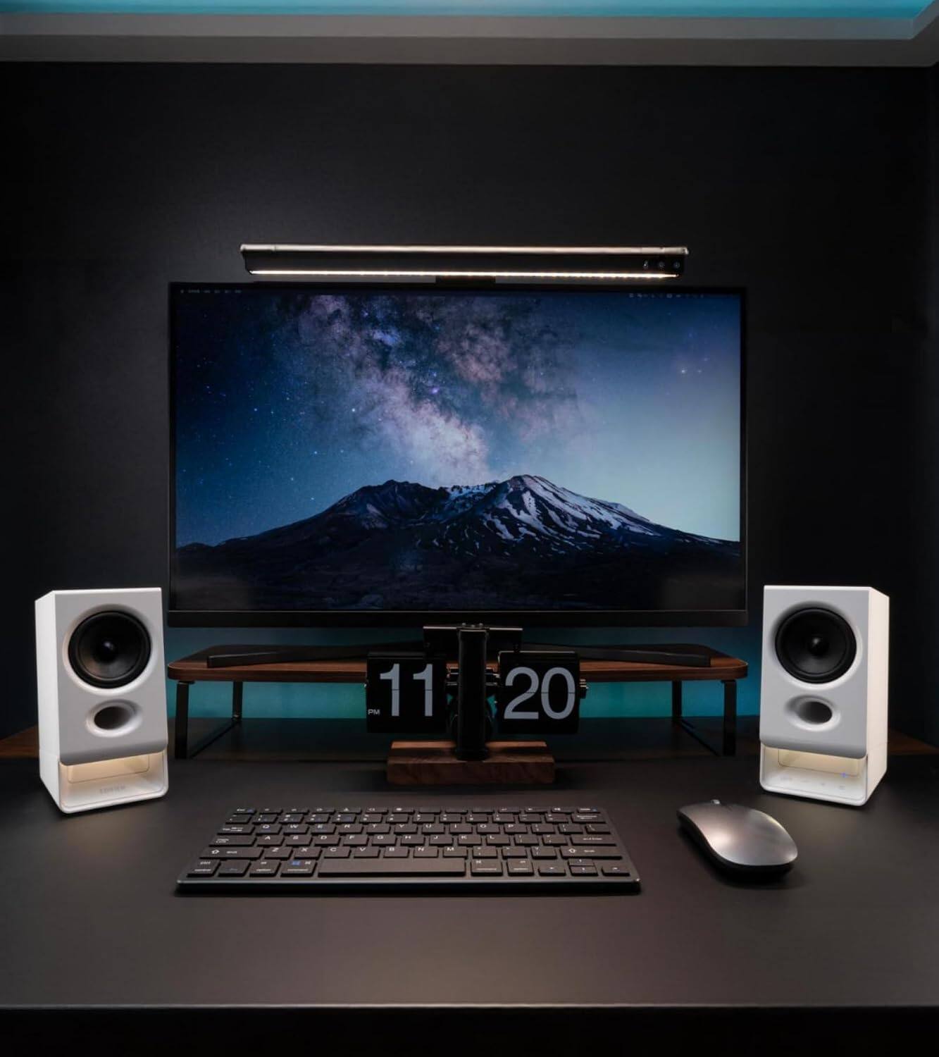Alt View 6. Edifier - R20BT Bluetooth 6.0 Bookshelf Speakers (Pair) - White.