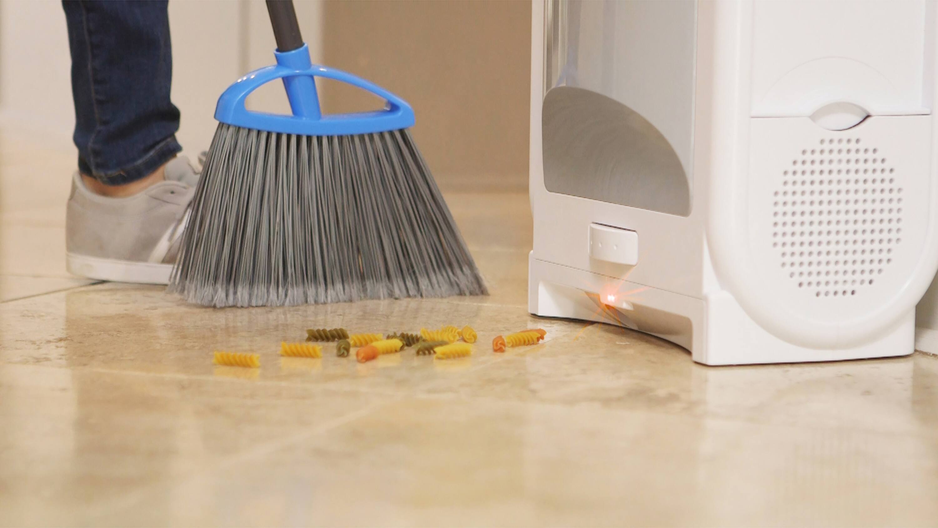 Alt View 2. EyeVac - Professional Touchless Vacuum - Designer White.