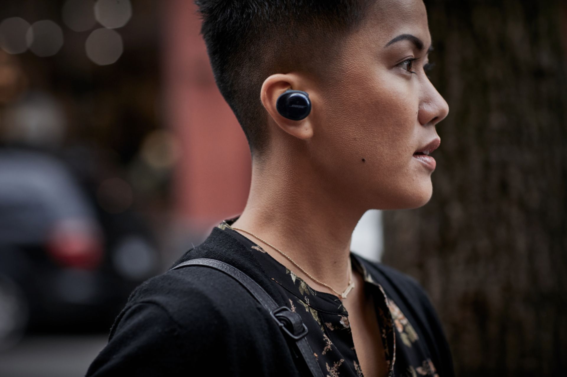 Bose SOUNDSPORT FREE WIRELESS Headphones Black Bluetooth Earbuds(In-ear)  788934946341