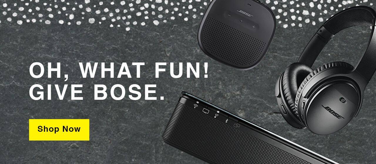 Alt View 23. Bose - QuietComfort 35 II Wireless Noise Cancelling Over-the-Ear Headphones - Black.
