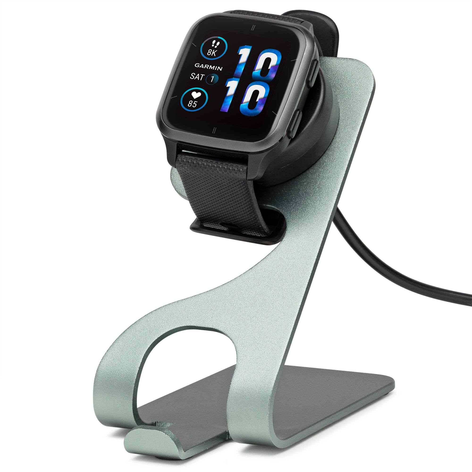 The text on the image is: "8K SAT GARMIN 1 10 85 10". 

Corrected and grouped: "8K SAT, GARMIN 1, 10, 85, 10".