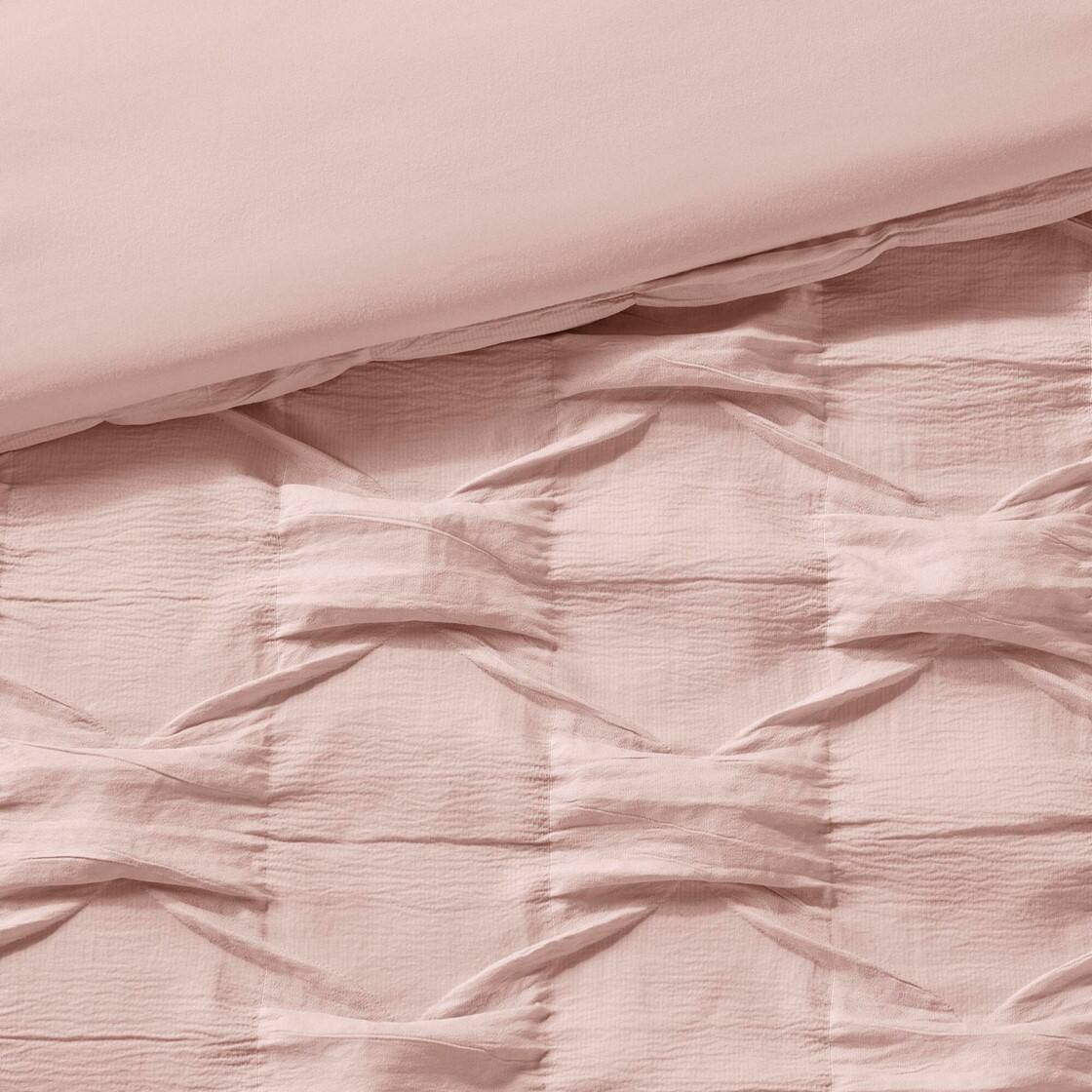 Alt View 5. Gracie Mills - Gracie Mills Blanca Comforter Set - Pink.