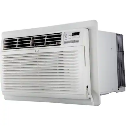 The text on the image reads "TAN PM SPEIO LO LO." However, it is not clear what this text represents or refers to. It could be a code, a name, or a description related to the air conditioner.