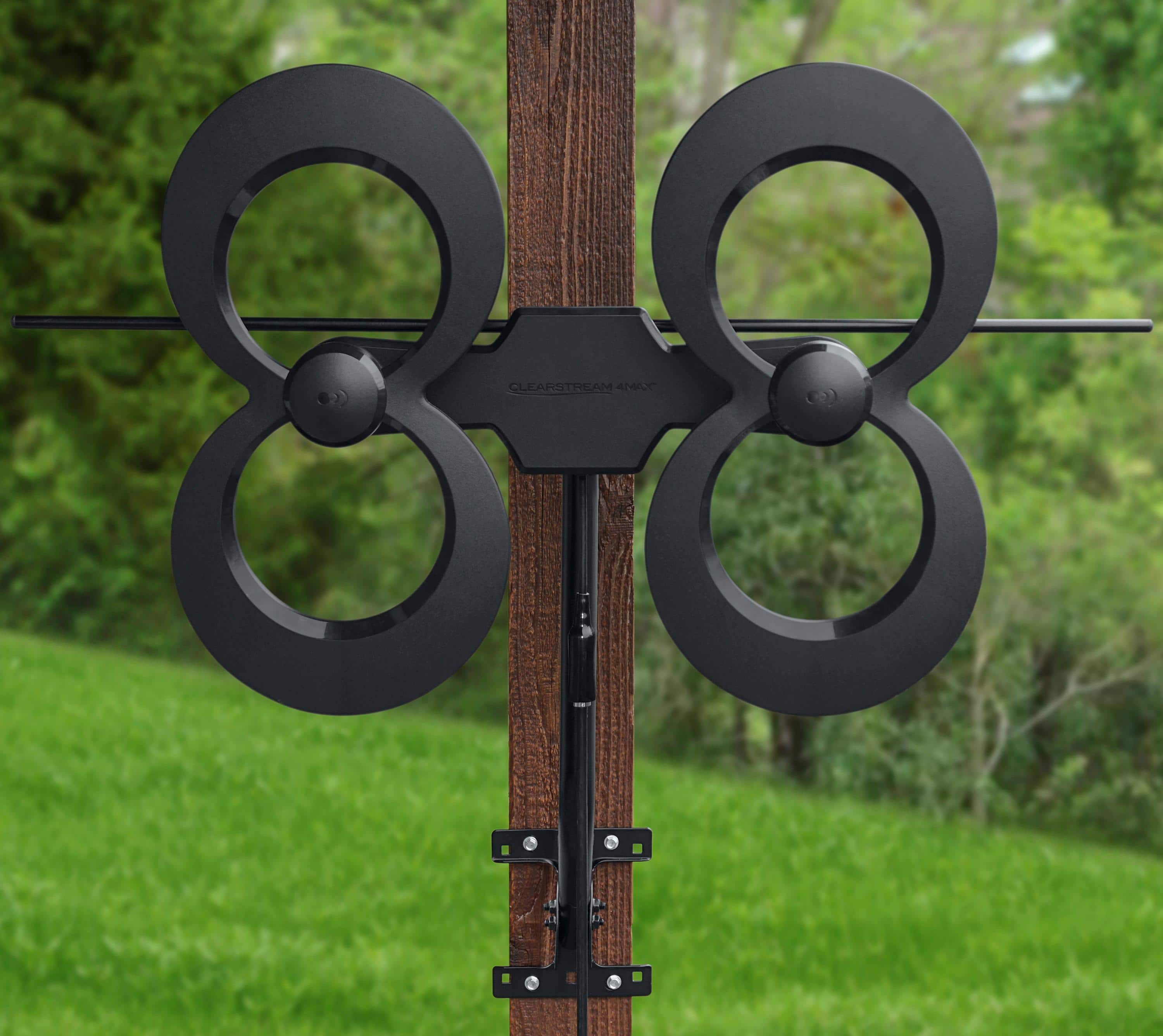 Alt View 14. Antennas Direct - ClearStream 4MAX Indoor/Outdoor UHF/VHF HDTV Antenna - Black.