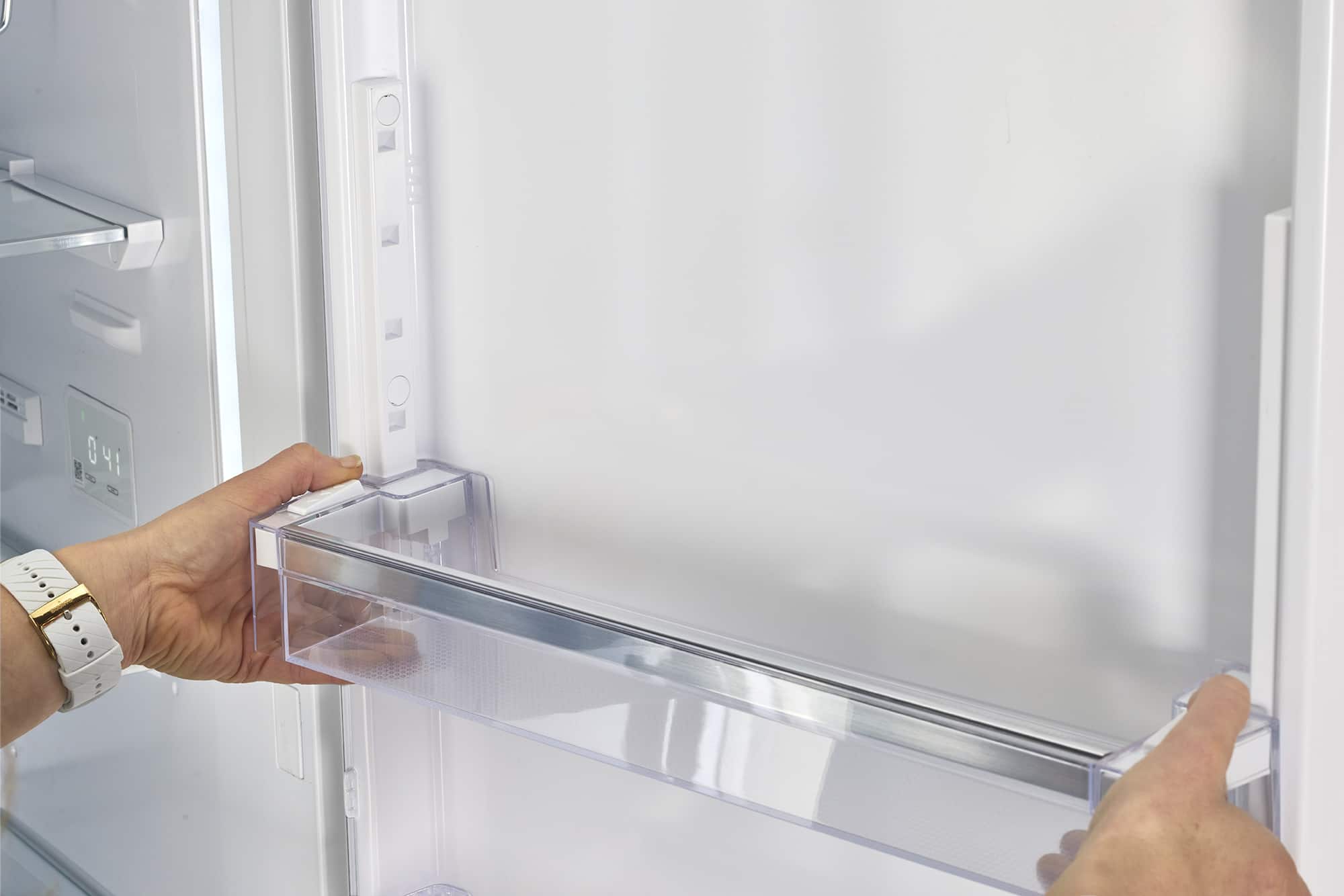 Alt View 16. Unique Appliances - Classic Retro 23.8 in 11.7 cu. ft. Frost Free Retro Bottom Freezer Refrigerator ENERGY STAR - Marshmallow White.