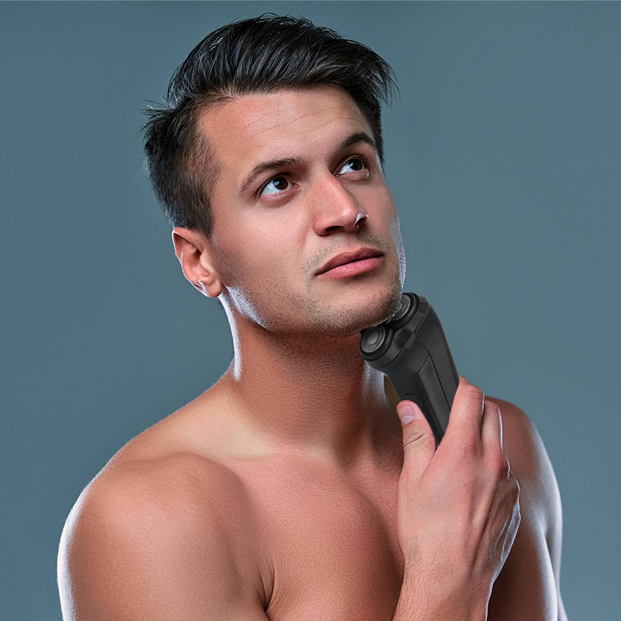 Alt View 2. Pursonic - Mario Lopez Men's Rechargeable Electric Shaver - Black.