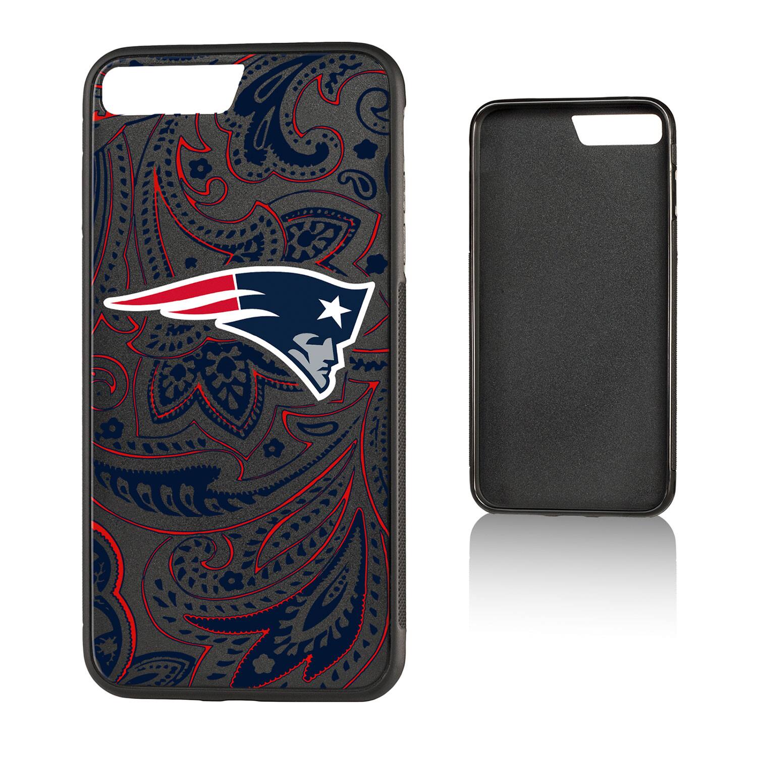 Alt View 3. Keyscaper - iPhone Paisley Design Bump Case - 14 Plus - Multicolor.