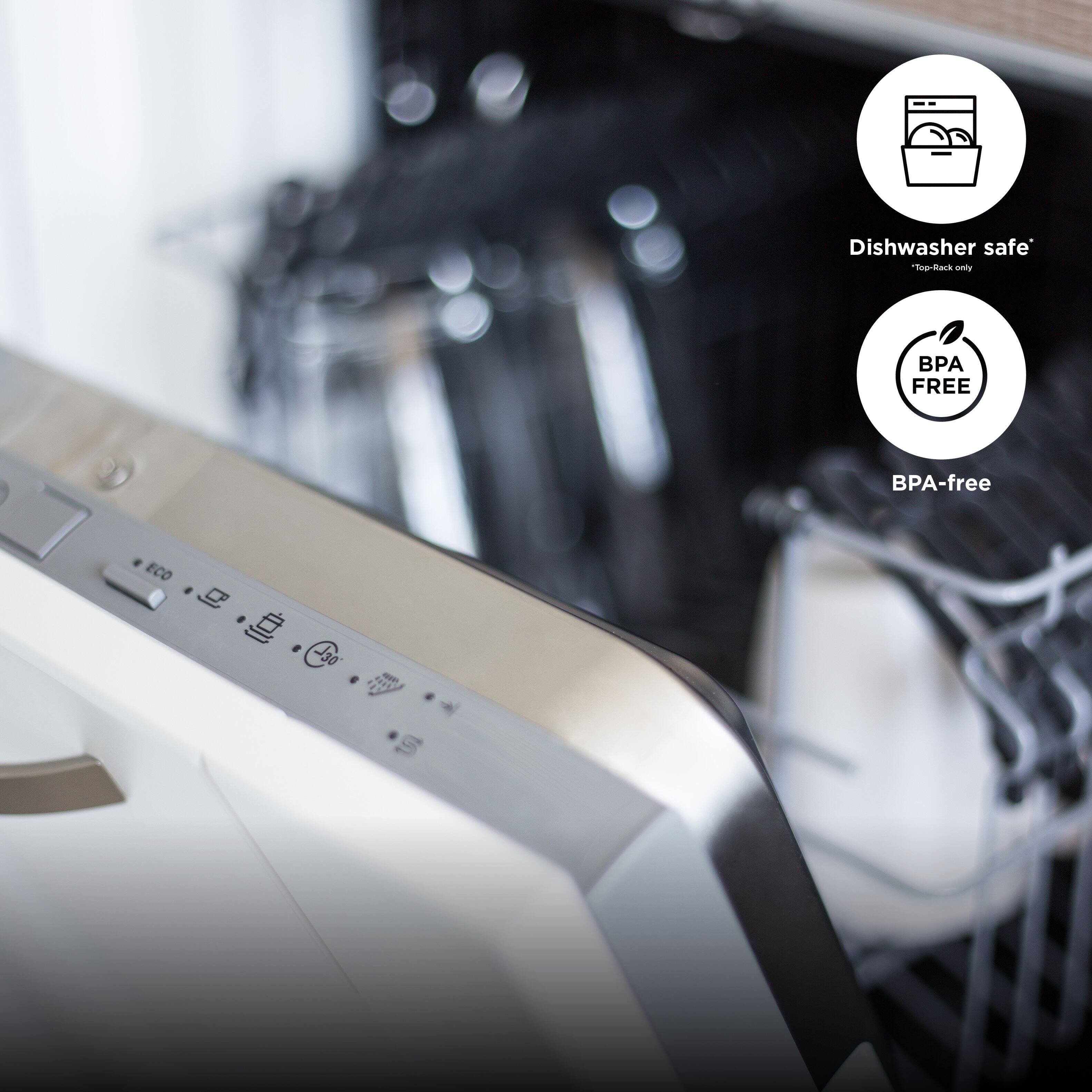 Dishwasher safe  
Top-Rack only  
BPA FREE  
BPA-free