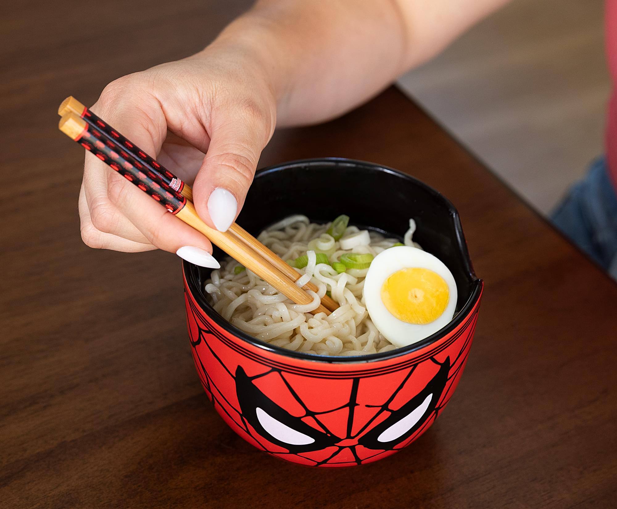 Alt View 5. Silver Buffalo - Marvel Spider-Man Face 20-Ounce Ramen Bowl and Chopstick Set - Multi-Colored.