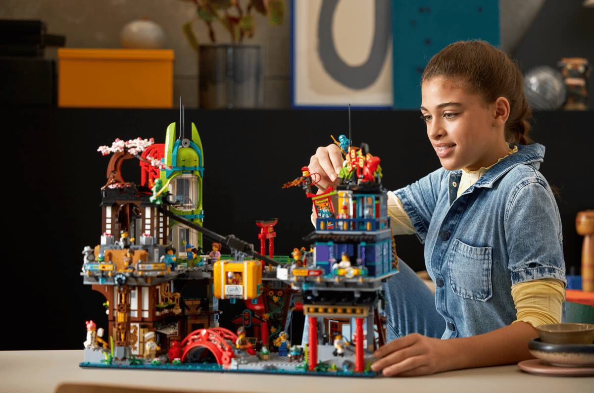 Alt View 9. LEGO - NINJAGO City Markets 71799.