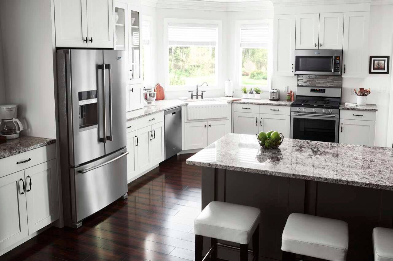 Alt View 21. Maytag - 5.0 Cu. Ft. Self-Cleaning Freestanding Fingerprint Resistant Gas Range - Stainless Steel.