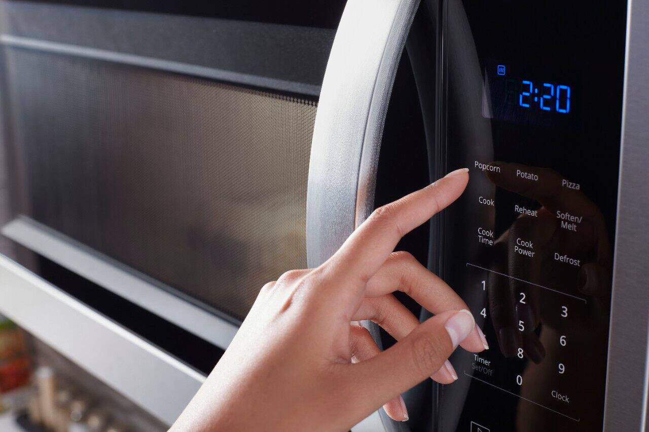 Alt View 16. Whirlpool - 1.7 Cu. Ft. Over-the-Range Microwave - Stainless steel.