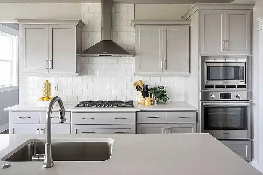 Alt View 14. Bosch - 500 Series 30" Built-In Single Electric Convection Wall Oven - Stainless steel.