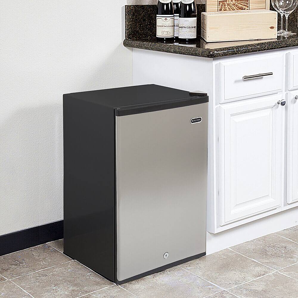 Alt View 13. Whynter - Whynter Energy Star 2.1 cu. ft. Stainless Steel Upright Freezer with Lock - Silver.