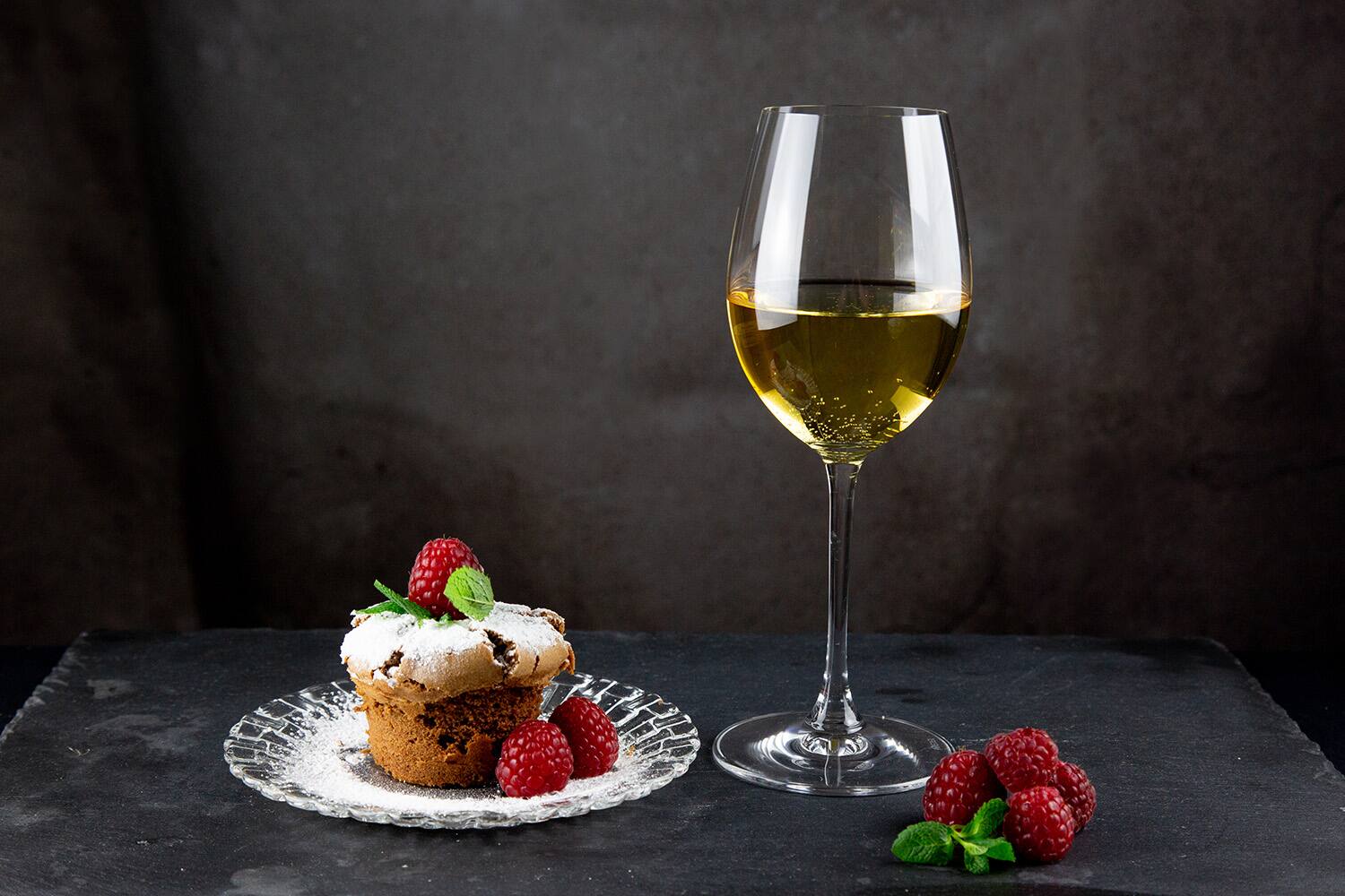 Alt View 1. Riedel - Vinum Sauvignon Blanc/Dessert Wine Glass, Set of 2 - Clear.