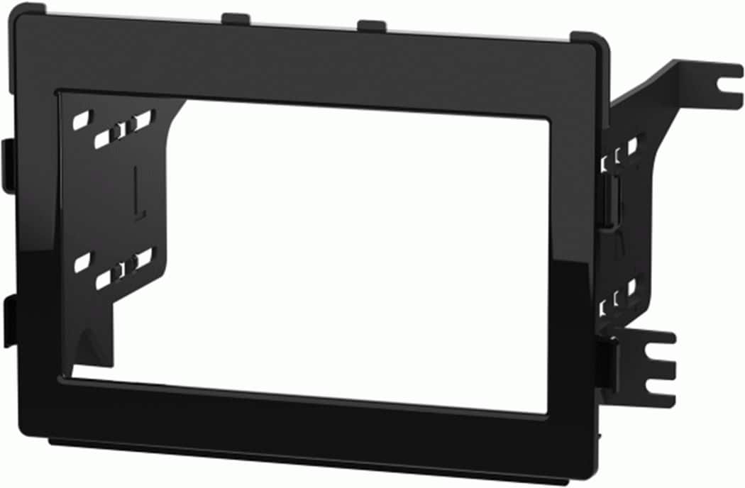 Left. Metra - Dash Kit for 2020-Up Mitsubishi Outlander Sport Vehicles - High-gloss Black.