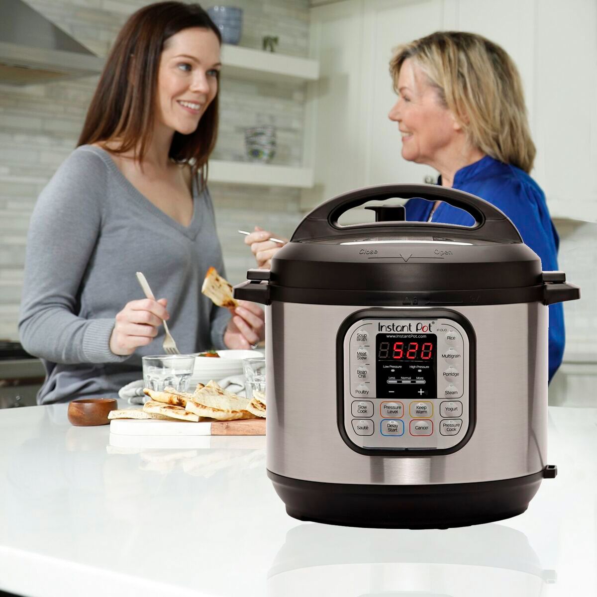 Best Buy: Instant Pot 6 Quart Duo 7-in-1 Electric Pressure Cooker