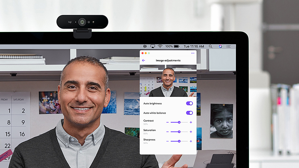 Logitech Brio 4K Webcam, Ultra 4K HD Video Calling, Noise-Canceling mic, HD  Auto Light Correction, Wide Field of View, Works with Microsoft Teams
