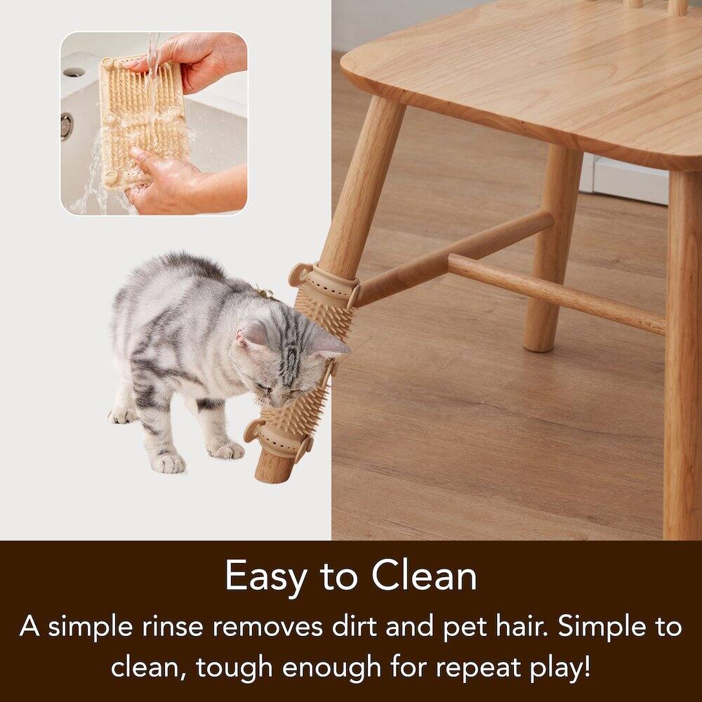 Easy to Clean  
A simple rinse removes dirt and pet hair. Simple to clean, tough enough for repeat play!