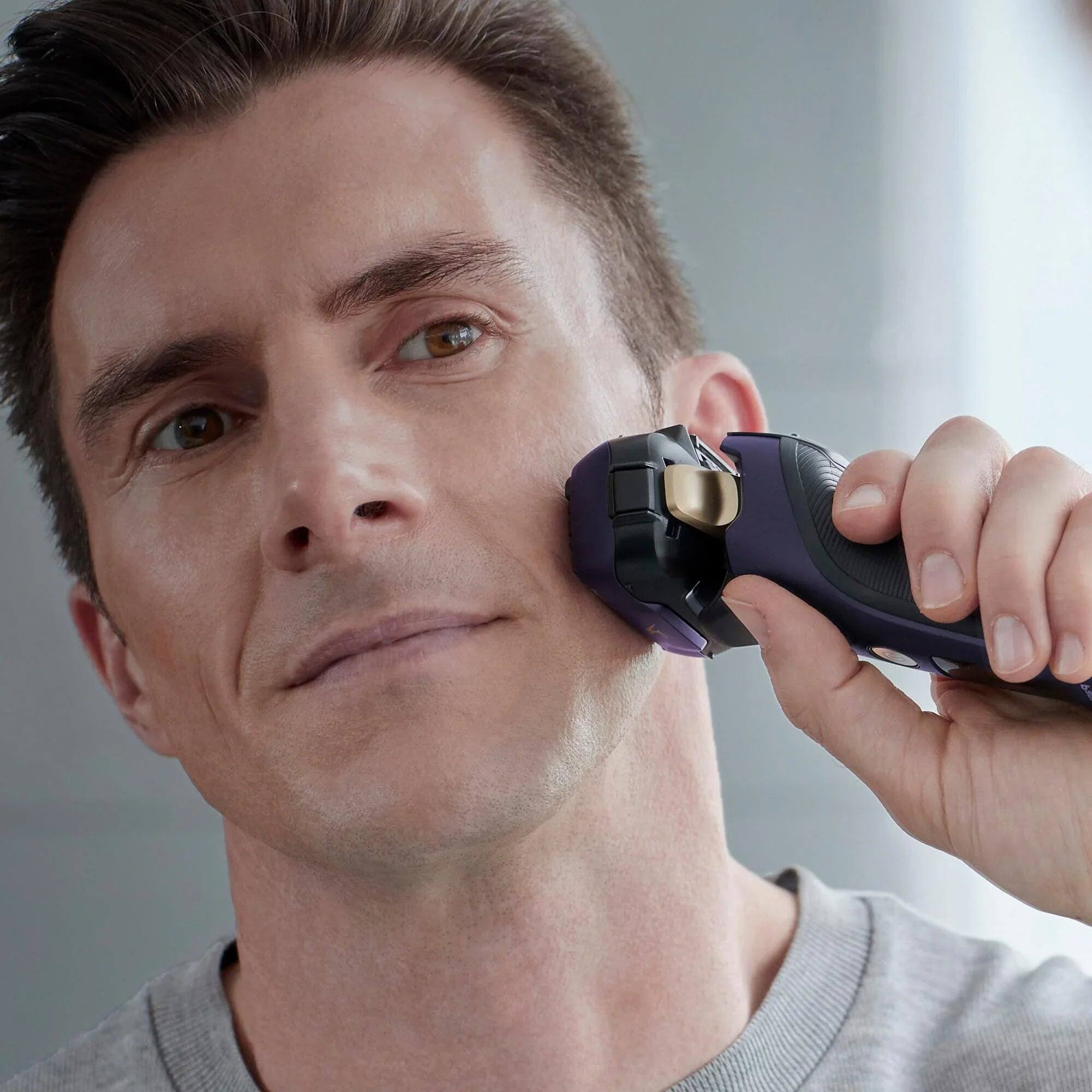 Alt View 10. Panasonic - ARC5 Advanced 5-Blade Men's Electric Shaver - Blue.