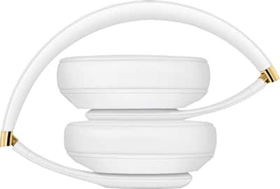 Beats Studio³ Wireless Noise Cancelling Headphones White MQ572LL/A Beats Studio³ Wireless Noise Cancelling Headphones White MQ572LL/A