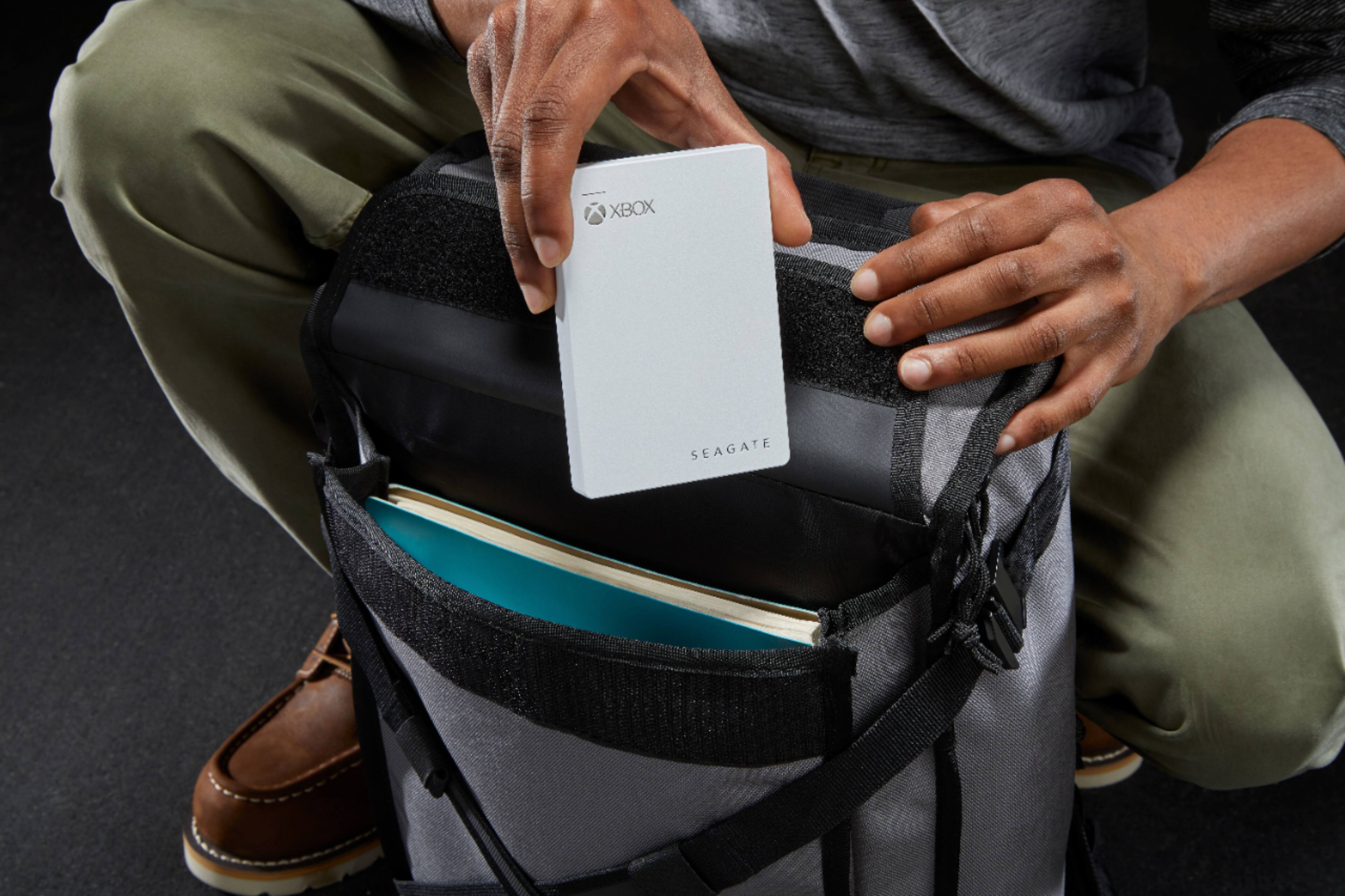 Alt View 18. Seagate - Game Drive for Xbox Officially Licensed 4TB External USB 3.0 Portable Hard Drive - White.