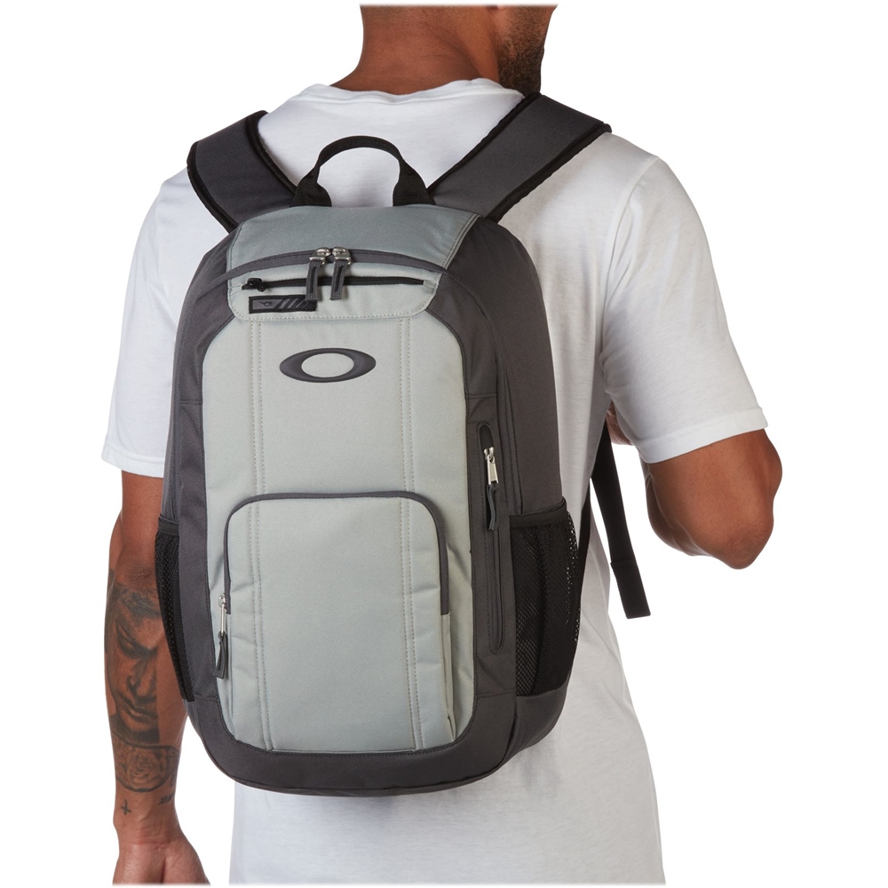 Best Buy: Oakley Enduro 25L 2.0 Laptop Backpack Forged iron OAK-92988-24J