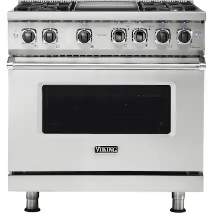 Front. Viking - 5-Series 5.6 Cu. Ft. Self-Cleaning Freestanding Dual Fuel Convection Range - Stainless Steel.