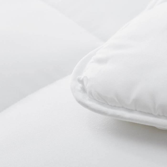 Left. Hivvago - King Size Cozy All Seasons Plush White Polyester Down Alternative Comforter - Plush White.