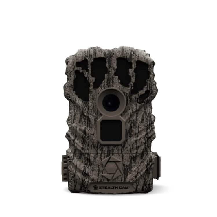 Stealth Cam - Browtine 18MP Digital Trail Camera Combo with SD Card and Batteries