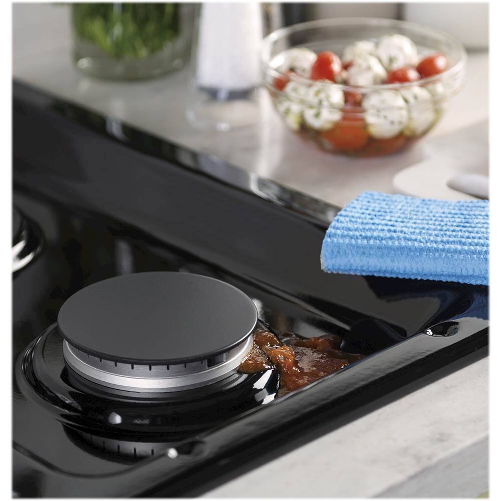 Alt View 14. GE - 36" Built-In Gas Cooktop - Black.