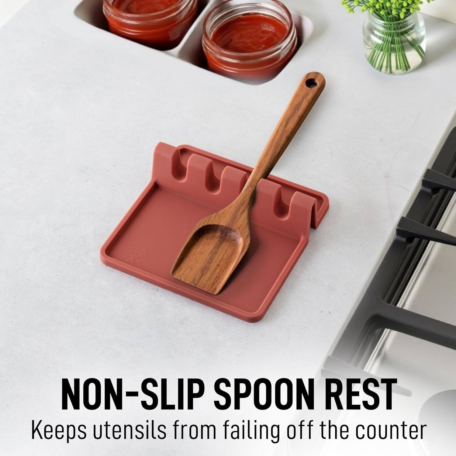 NON-SLIP SPOON REST  
Keeps utensils from falling off the counter