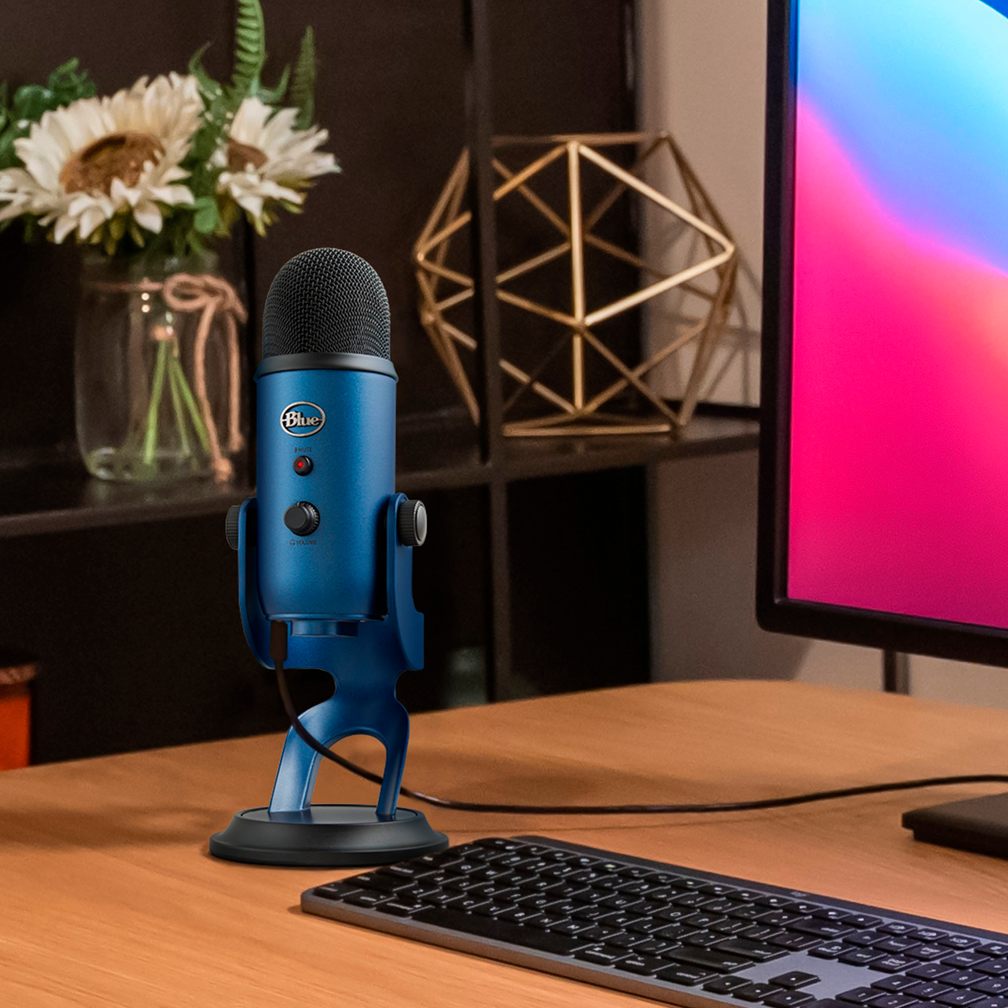 Yeti Premium Multi-Pattern USB Microphone with Blue VO!CE