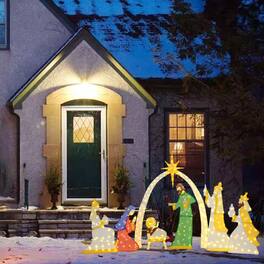 BreeBe - 7-Piece Illuminated Nativity Set with 310 Warm White LED Lights - Multicolor