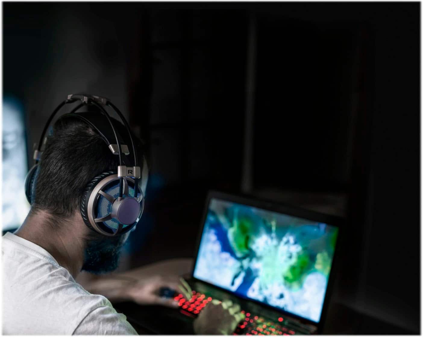 Alt View 15. SanDisk - Ultra 1TB Internal SSD SATA - Black.