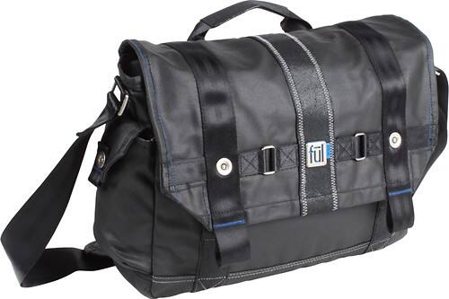 Angle Standard. fūl - Ovation Messenger Laptop Case - Black.