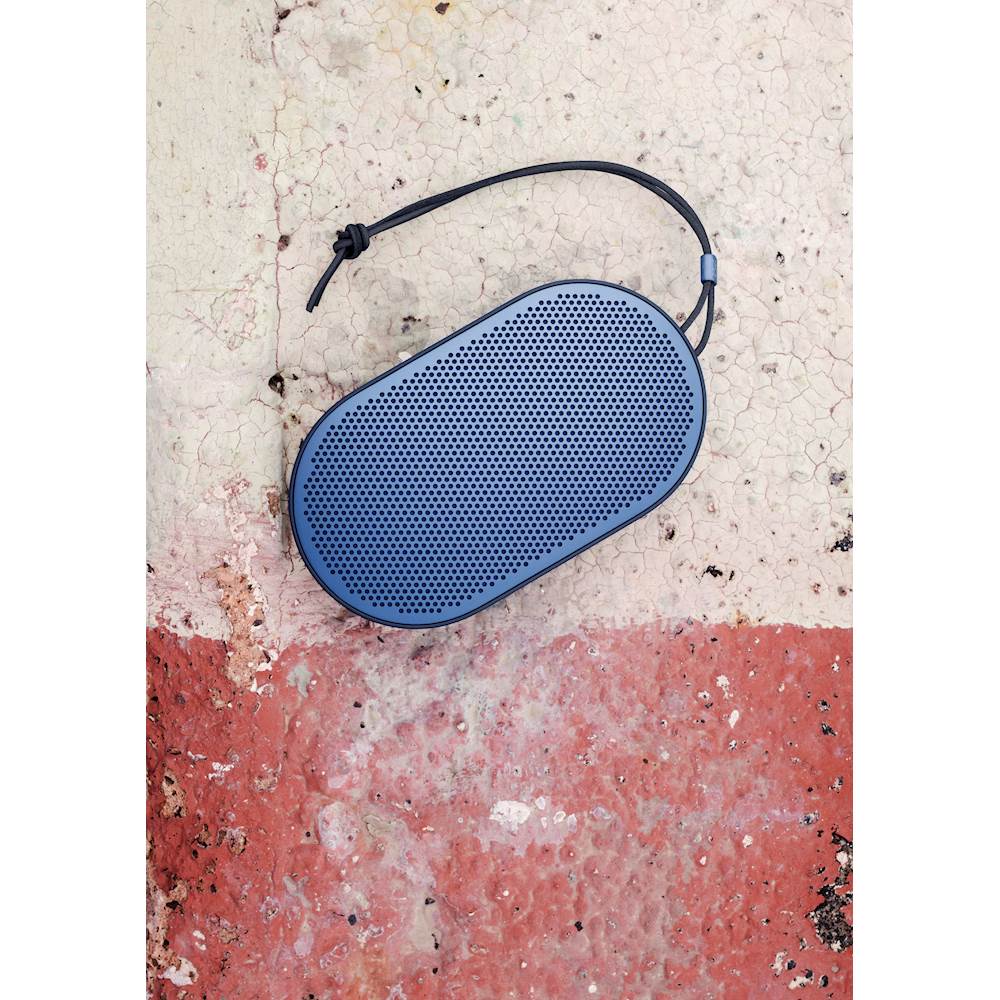 beoplay p2 royal blue