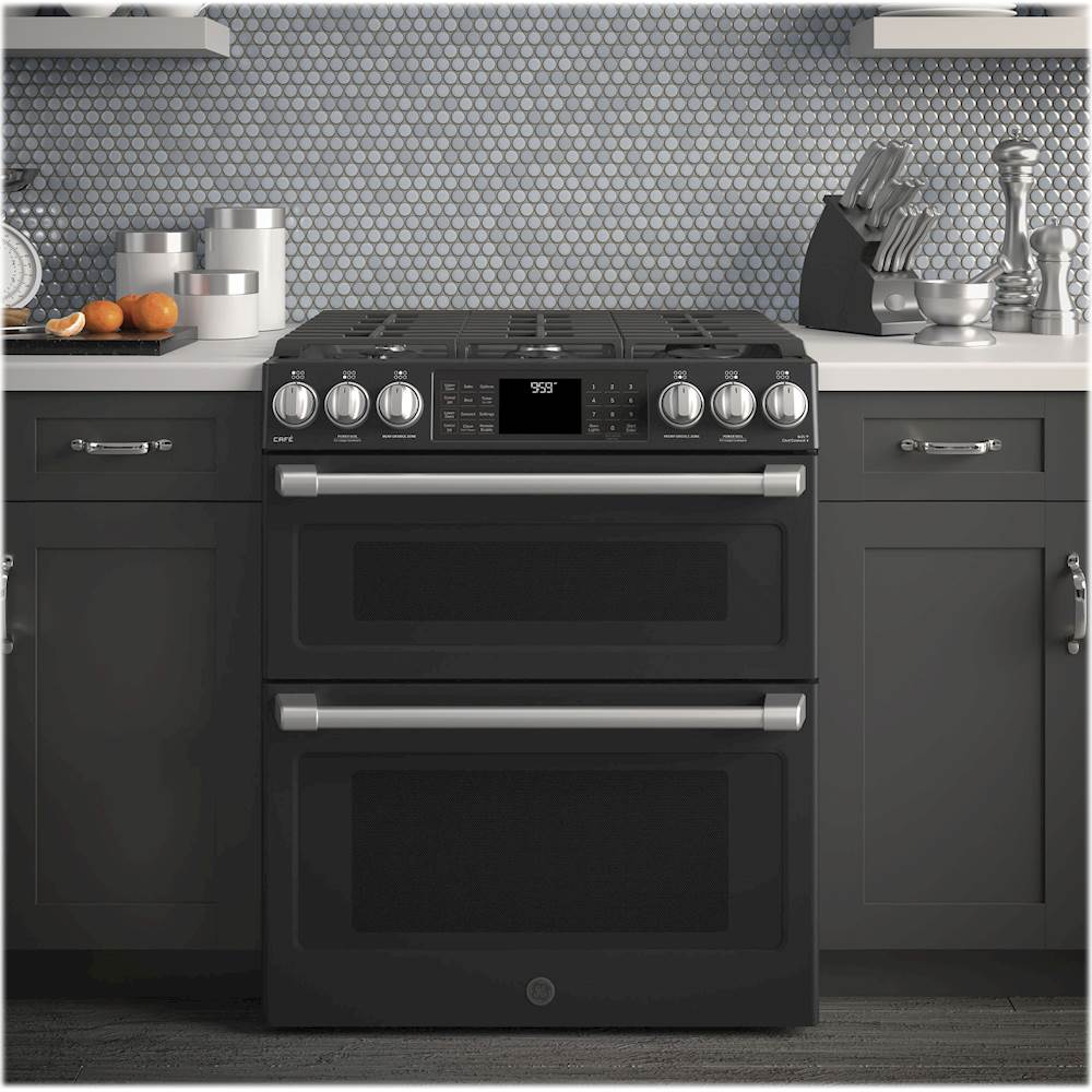 GE CafÃ© Series 6.7 Cu. Ft. Self-Cleaning Slide-In Double Oven Gas Convection Range Black Slate 