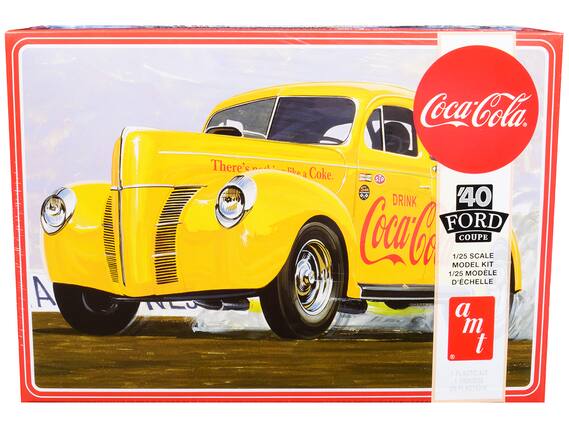 Coca-Cola.
There's nothing like a Coke.
STP
DRINK Coca-Cola
'40 FORD COUPE
1/25 SCALE MODEL KIT
1/25 MODÈLE D'ÉCHELLE
a m t
1 PLASTIC KIT
1 TROUSSE EN PLASTIQUE