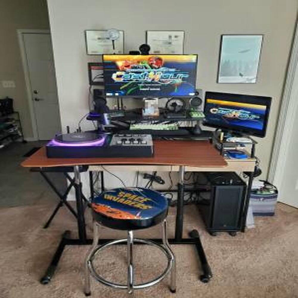 The text in the image reads:

"SPACE INVADERS"