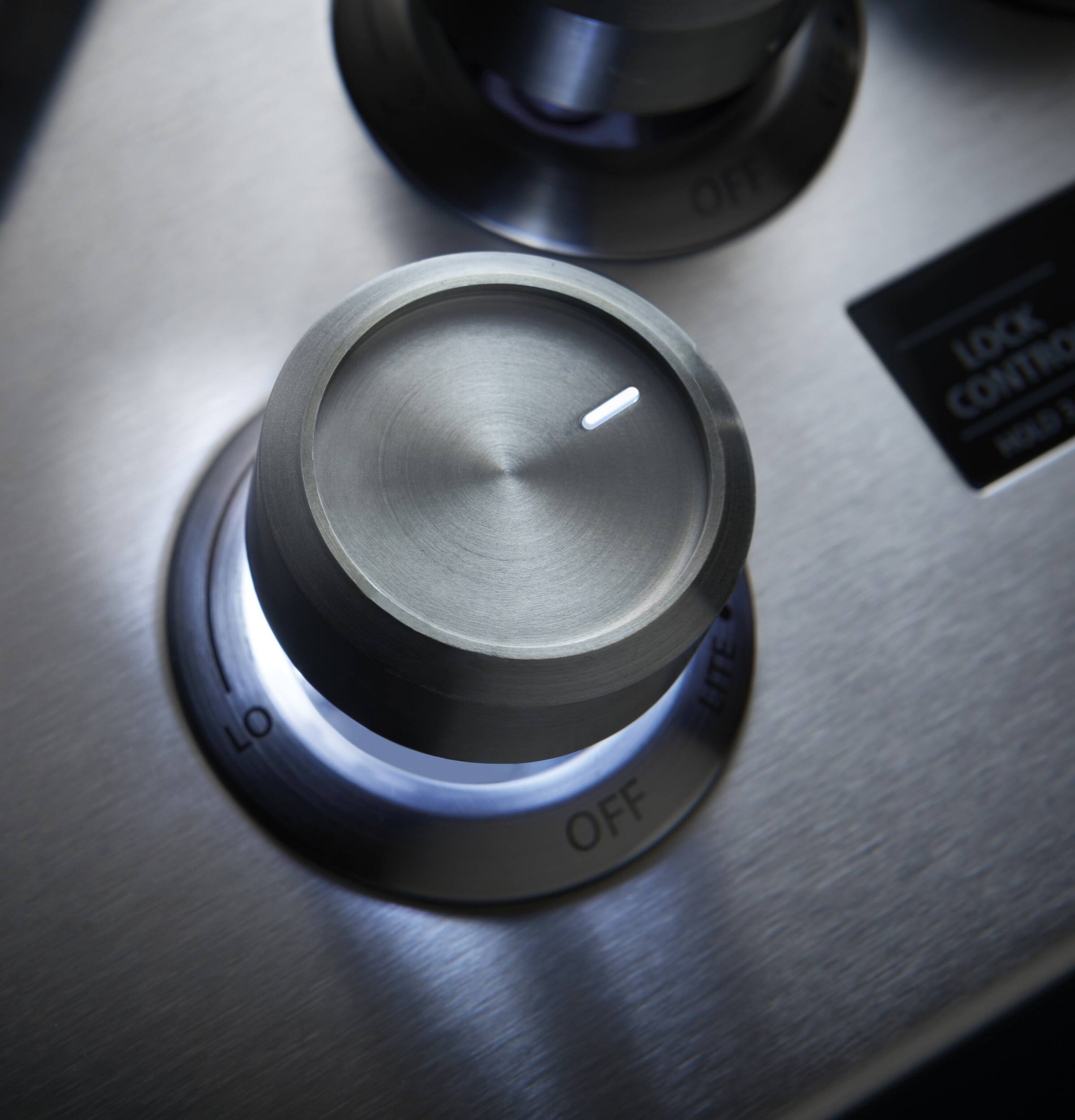 OFF CONTRO LOCK 9 HOLD LO LITE OFF