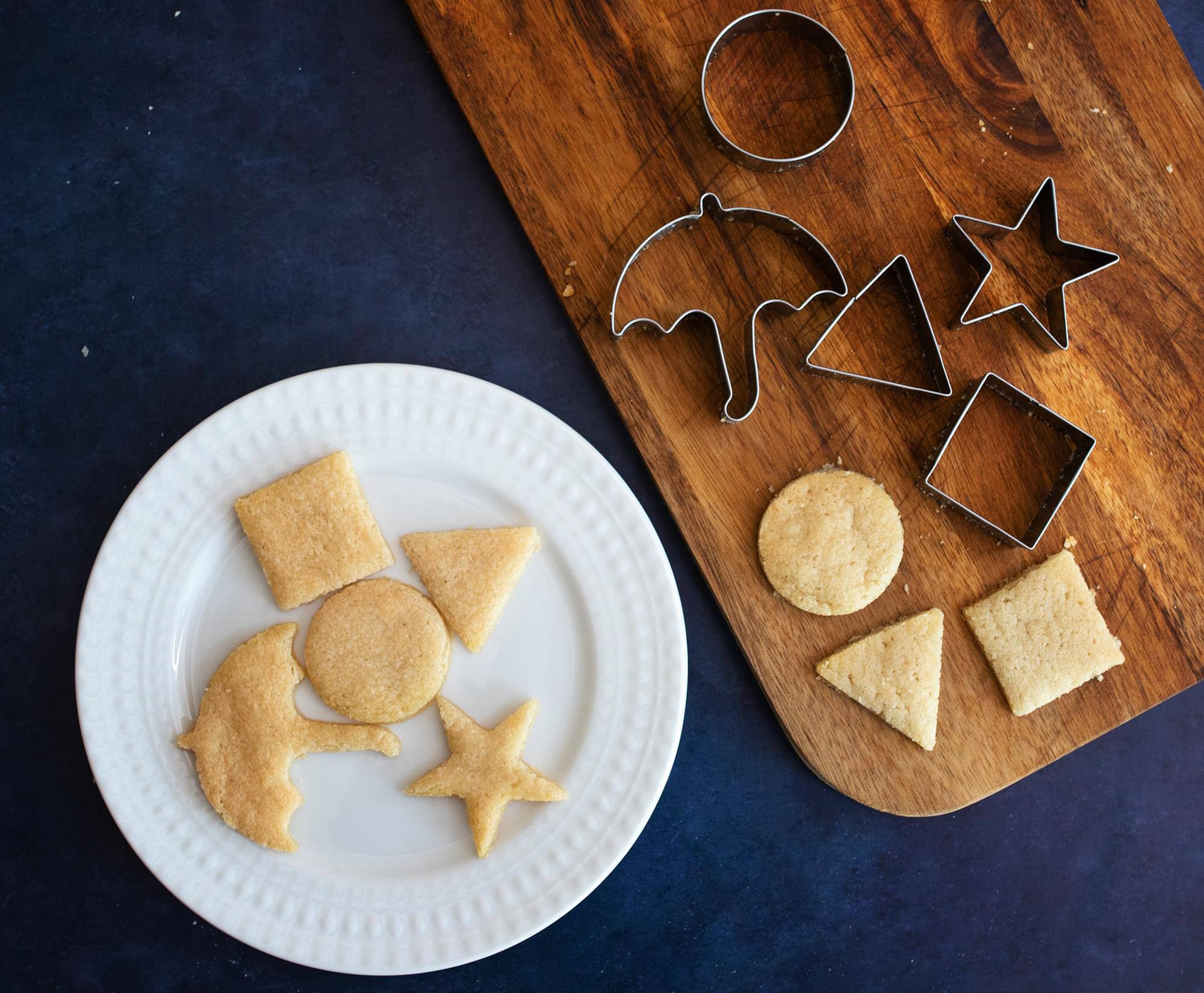 Alt View 4. Toynk - Dalgona Cookie Challenge Stainless Steel Cookie Stamp Shapes | Set of 5 - Silver.