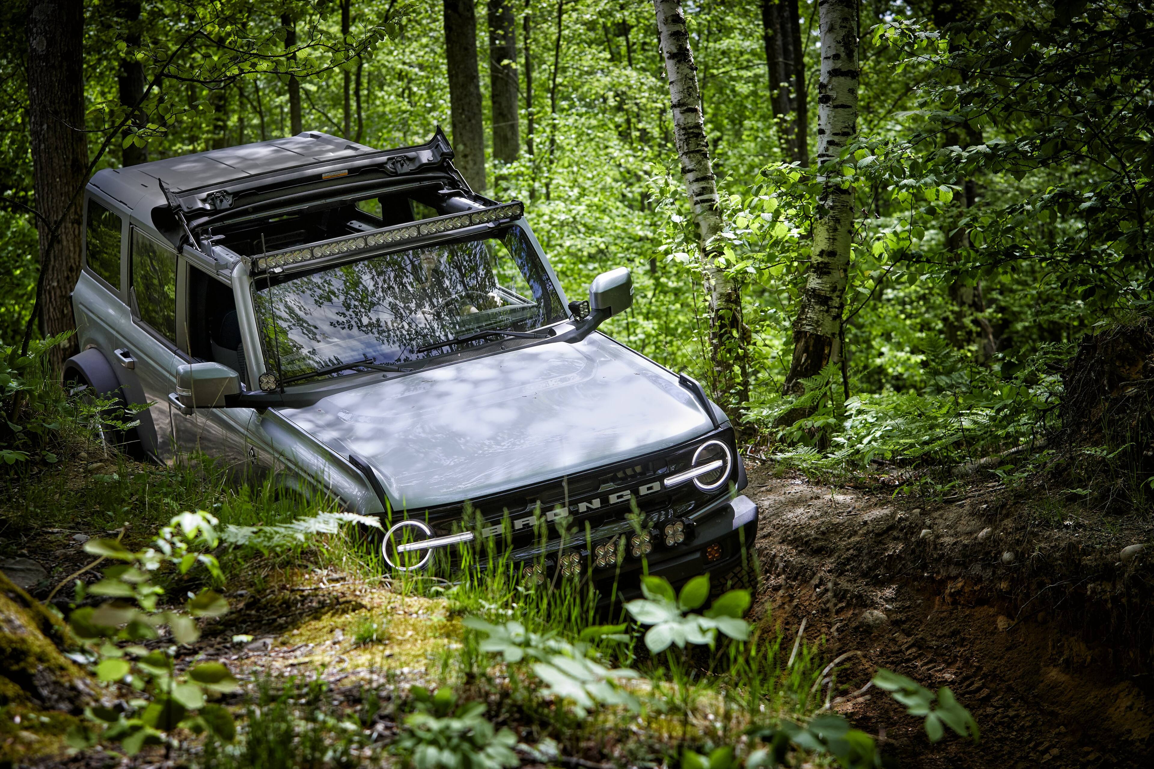 Alt View 3. Bestop - Sunrider for Hardtop - '21-26 Bronco; Bronco Raptor;  4-Door (Premium Blk Twill) - Black.