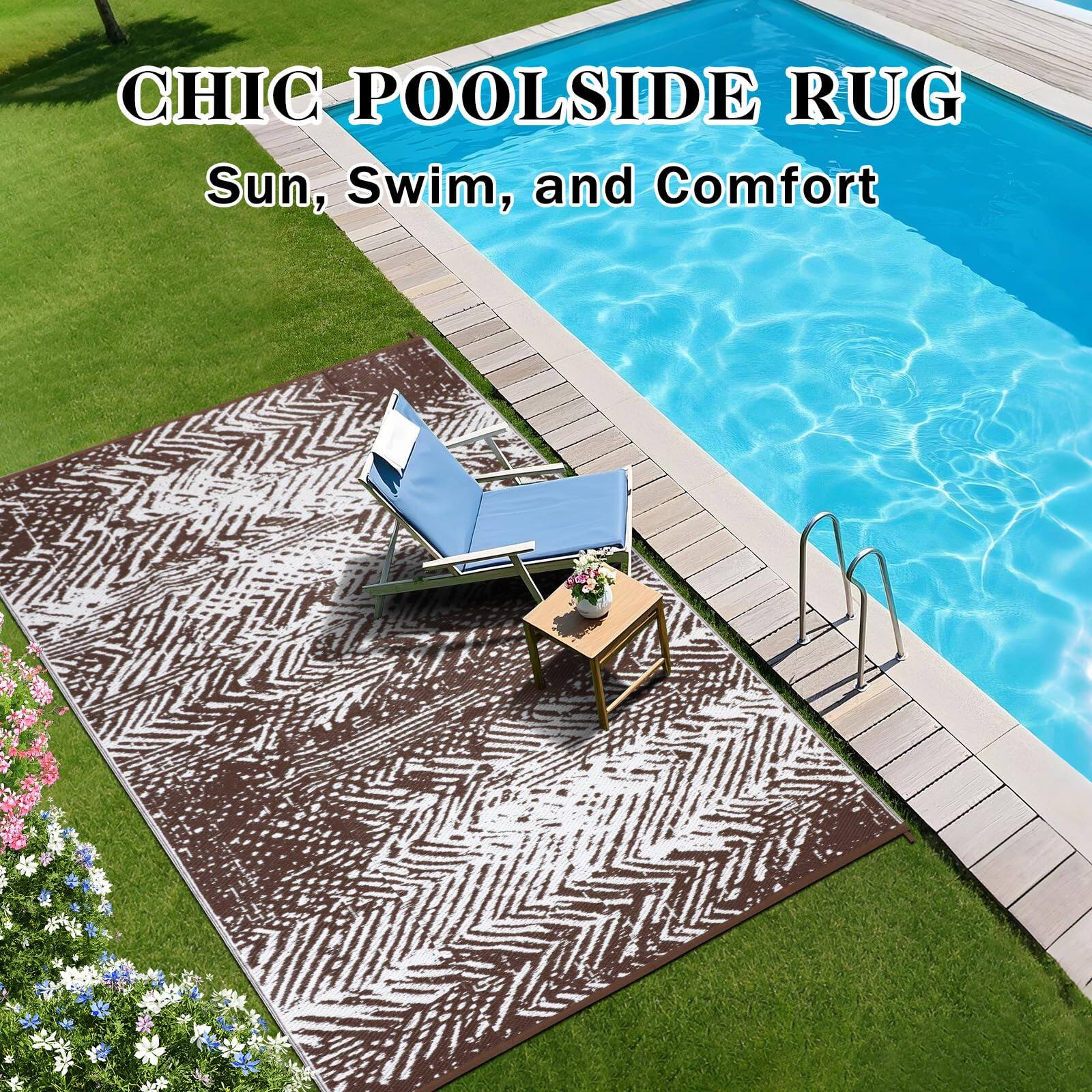 CHIC POOLSIDE RUG  
Sun, Swim, and Comfort