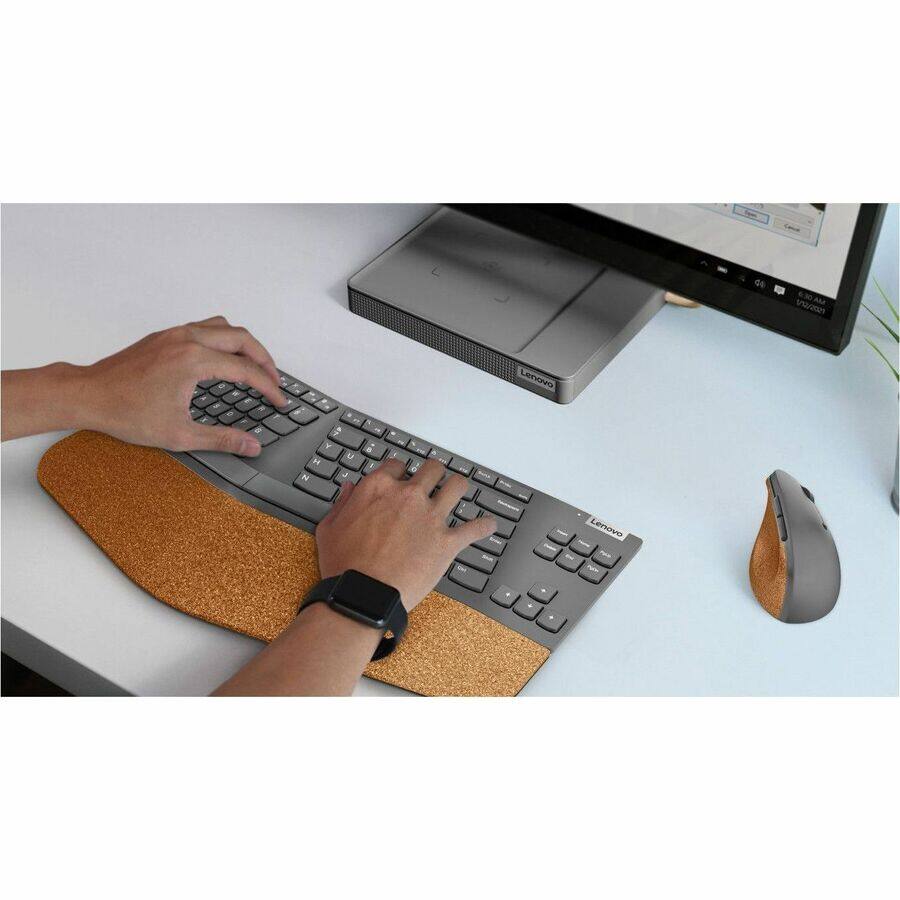 v1/2021  
a W , D a .  
I U  N J - . . 1  ..  
Buse Letonea .  
- 3 -  
nothing_to_trnscribe