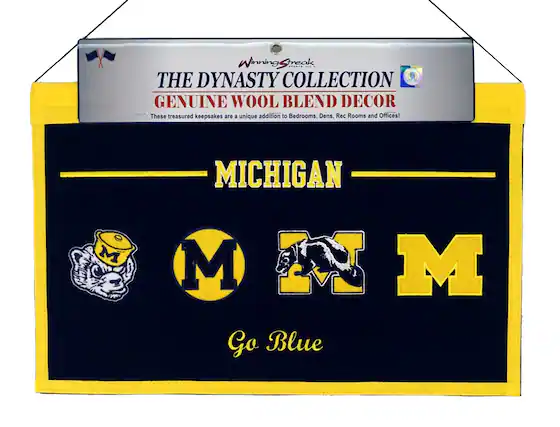 **Winning Streak**
THE DYNASTY COLLECTION
GENUINE WOOL BLEND DECOR
These treasured keepsakes are a unique addition to Bedrooms, Dens, Rec Rooms and Offices!
**MICHIGAN**
Go Blue