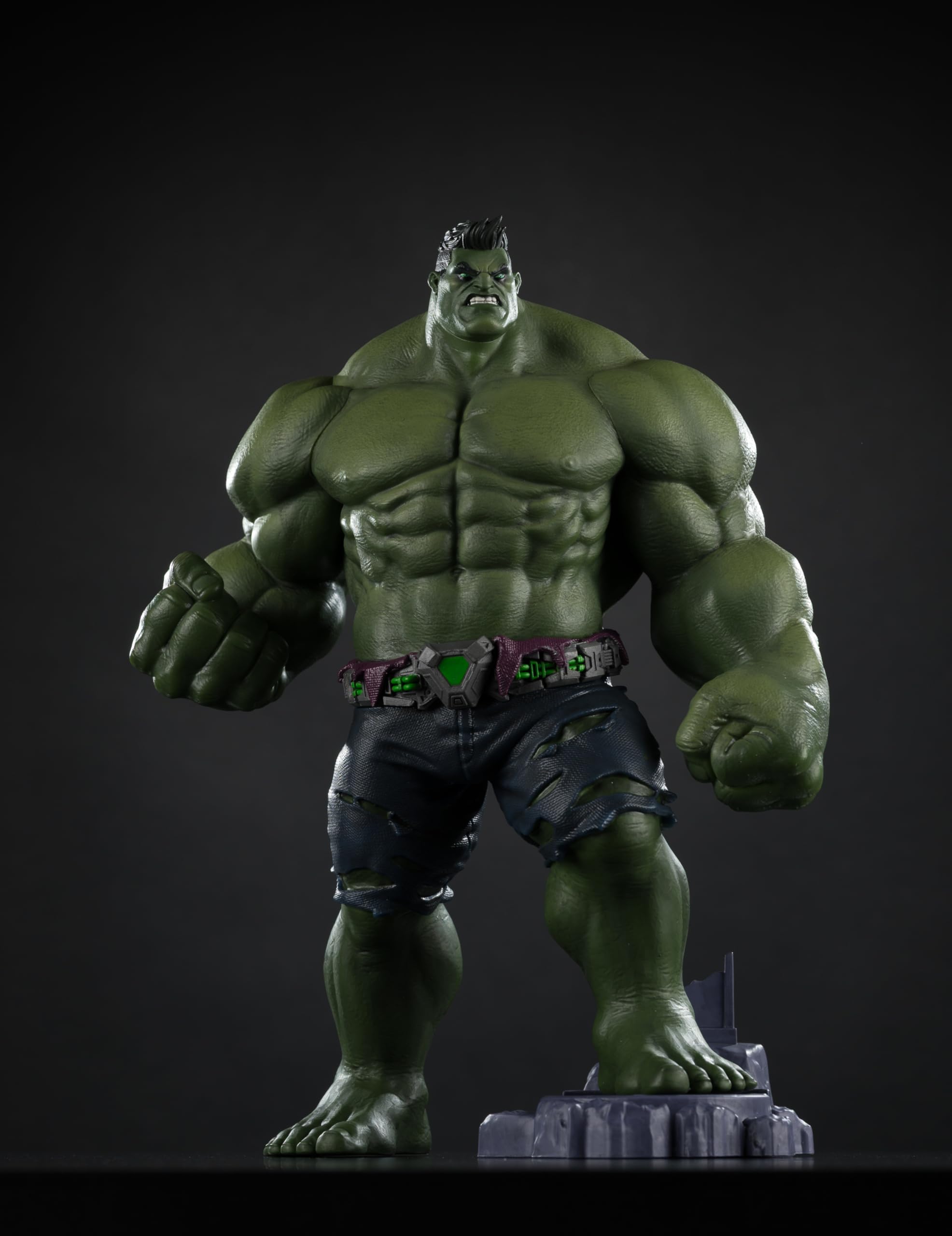 Alt View 2. McFarlane Toys - McFarlane Toys- Marvel Rivals The Hulk 1:6th Scale Collectible - Multicolor.