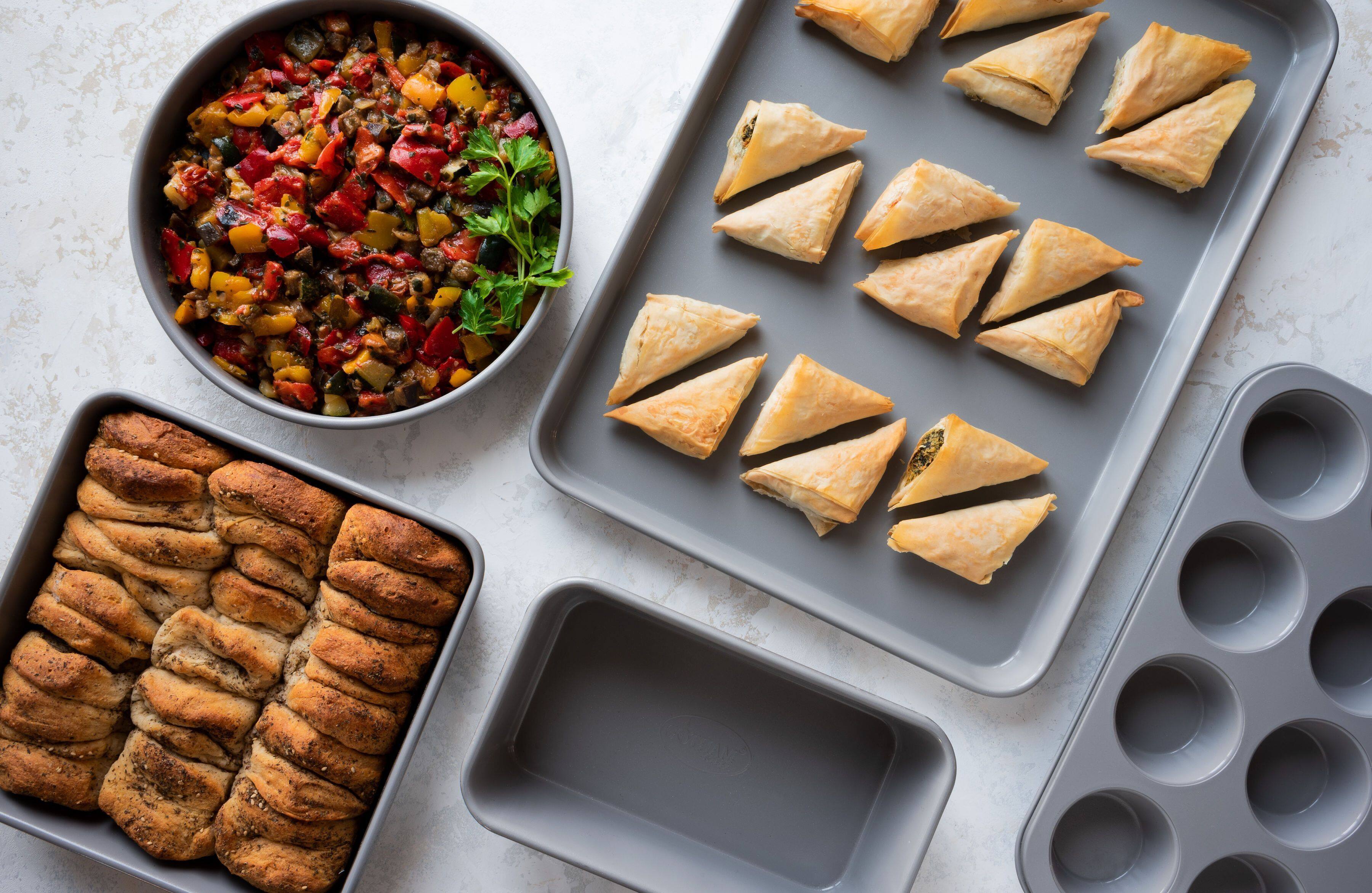 Alt View 4. Gotham Steel - Gotham Steel Aqua Blue 20 Piece Nonstick Cookware and Bakeware Set - Blue.