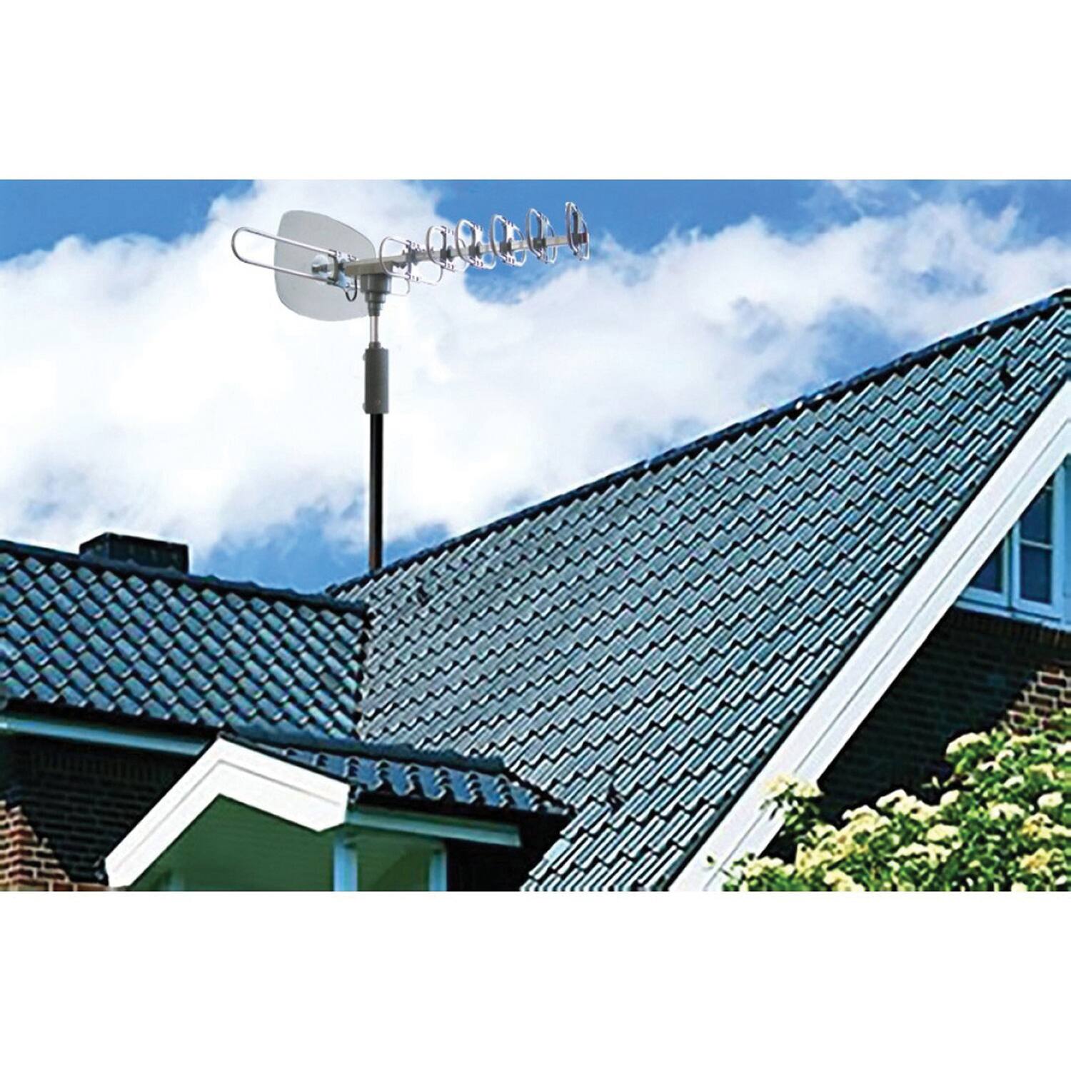 Angle. Naxa - High-Powered Amplified Motorized Outdoor ATSC Digital TV Antenna with Remote - Silver.
